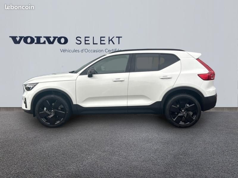 Volvo XC40 B3 163ch Black Edition DCT 7 (image 2)