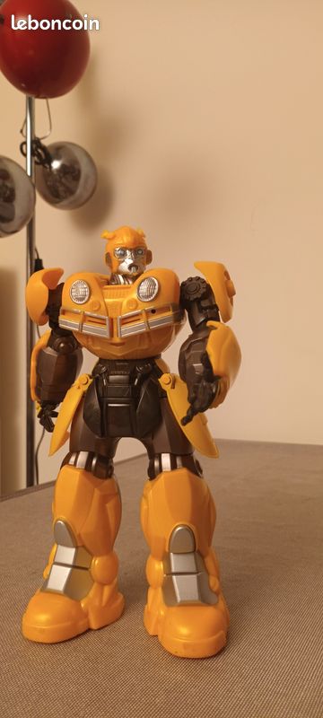 Robot bumblebee grand format collection (image 1)