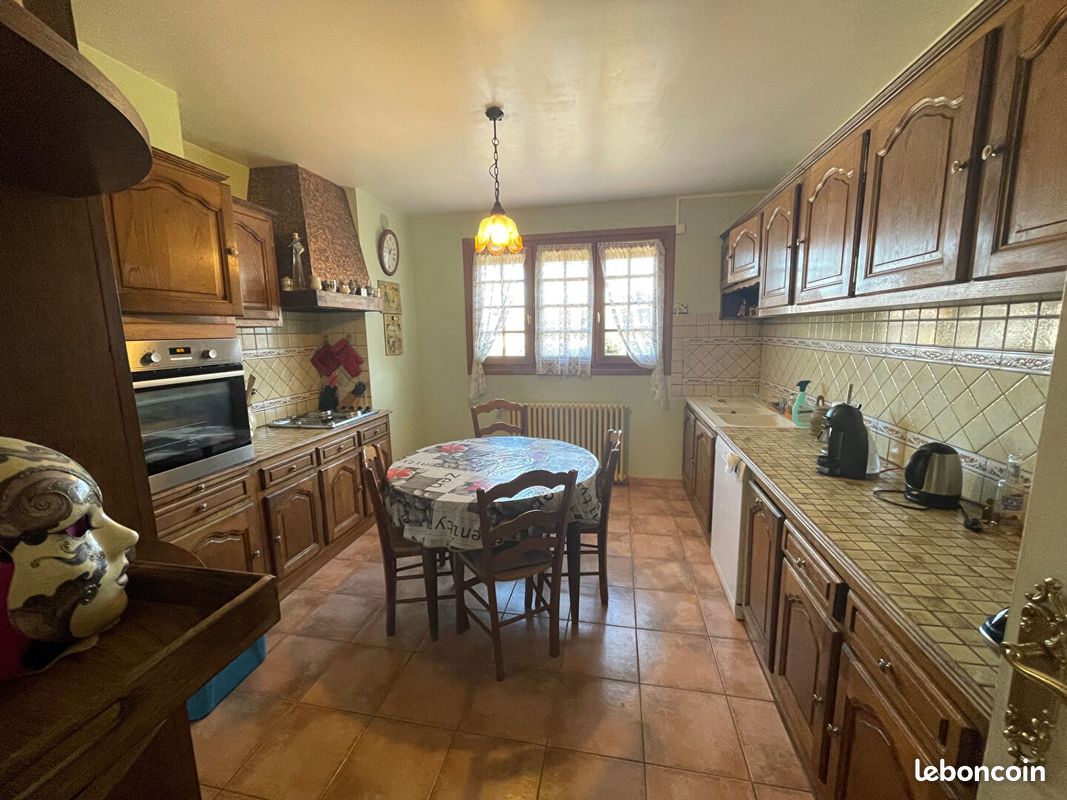 Pavillon 6 pièces 160 m² - Buxerolles 86180 (image principale 6)
