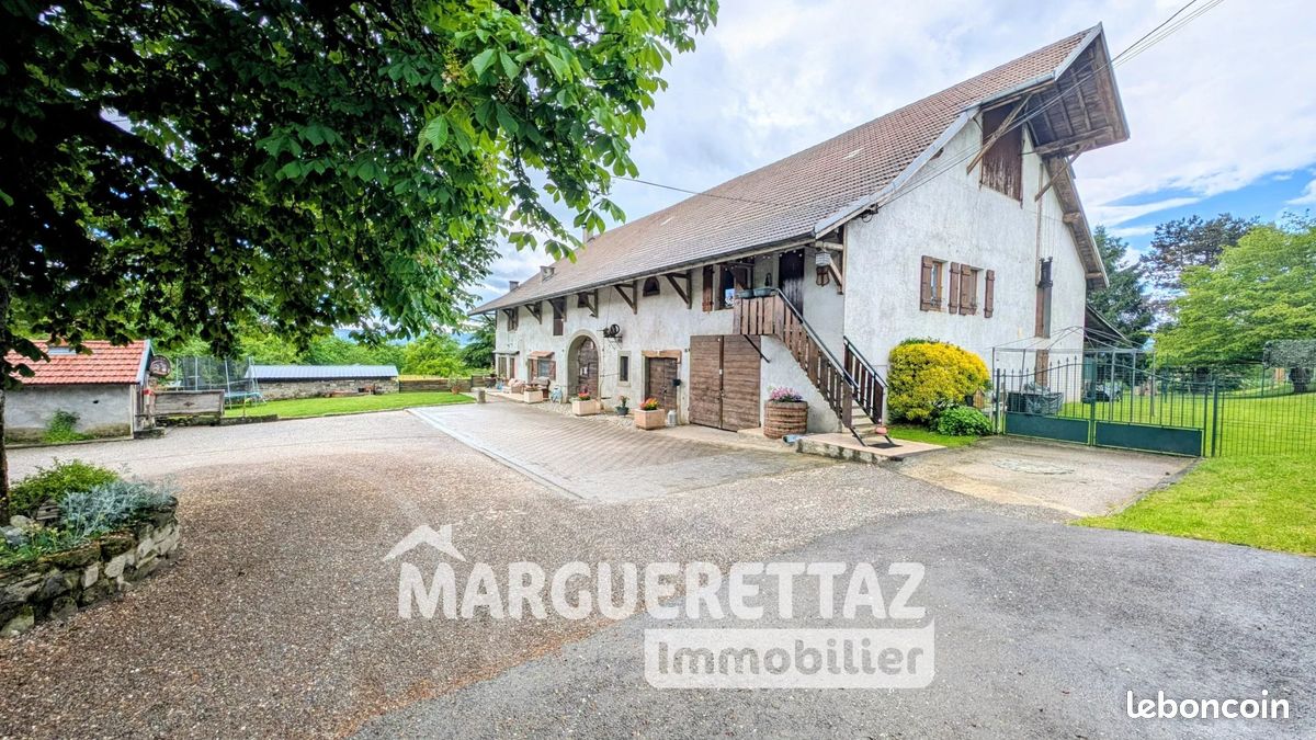 Maison 8 pièces 220 m² · à Bonne · 220 m² · 1 295 000 €