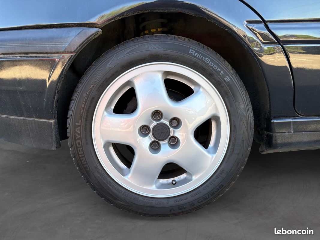 VOLKSWAGEN GOLF 3 VR6 - 174Ch intérieur cuir - Garantie 12 mois (image 17)