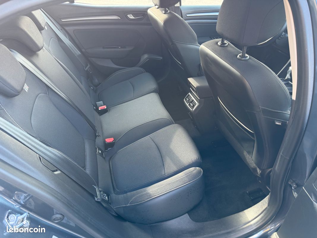 Megane iv blue dci 115 edc business (image 4)