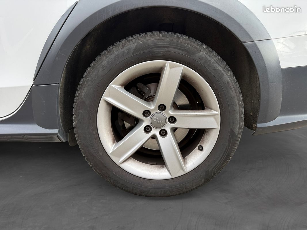 AUDI A4 (2) 2.0 TDI 177 BUSINESS LINE QUATTRO 177Ch Garantie 12 mois (image 15)