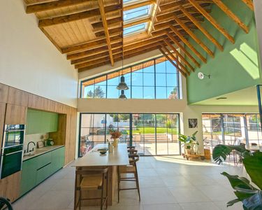 Maison 1 250 000 € - 310 m²