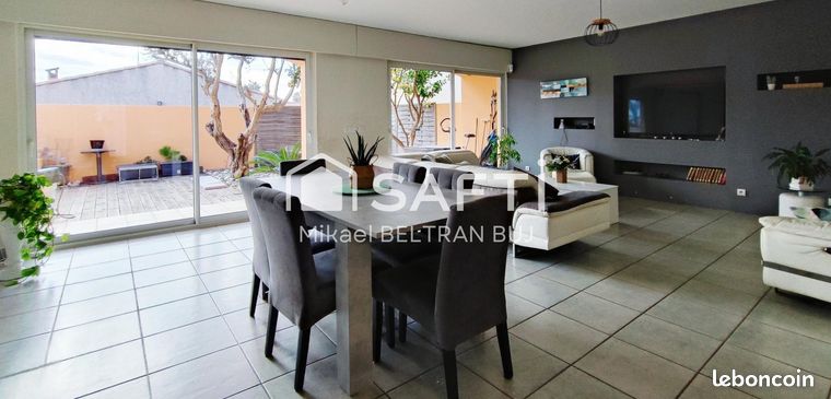 Villa 6 pièces 184 m²