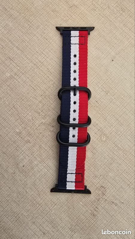 Bracelet (image 1)