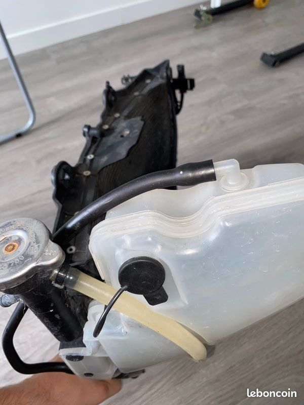 Radiateur D'eau Origine Pour BMW S1000RR 2019-2022 - Neuf, Compatible, Marque Avdbmoto