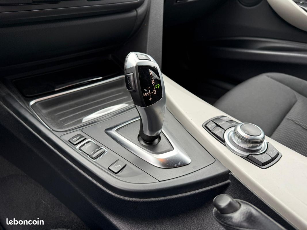 Bmw 320da touring 184cv lounge (image 5)