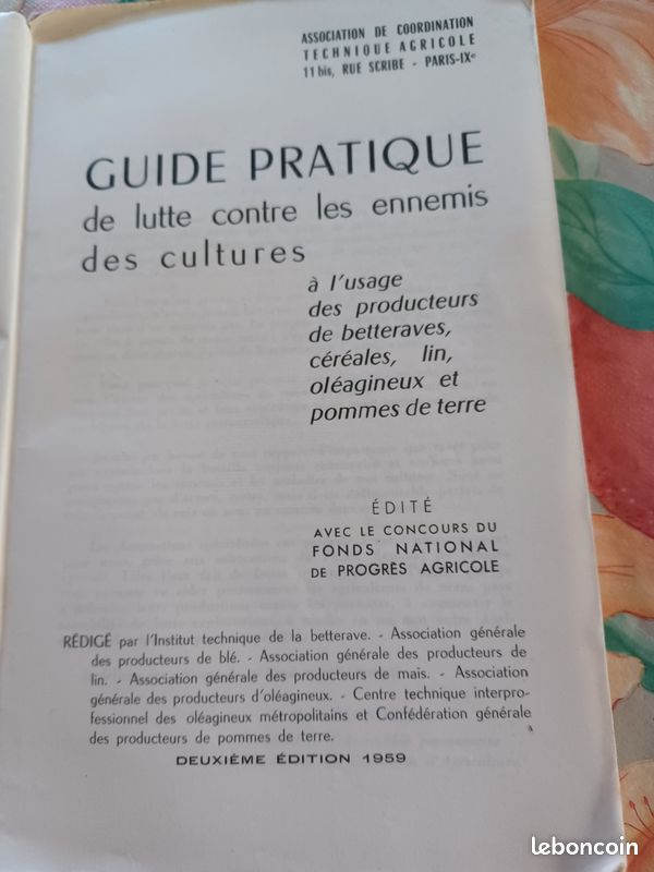 Livre ancien lutte contre les ennemis des cultures 1959 (image 2)