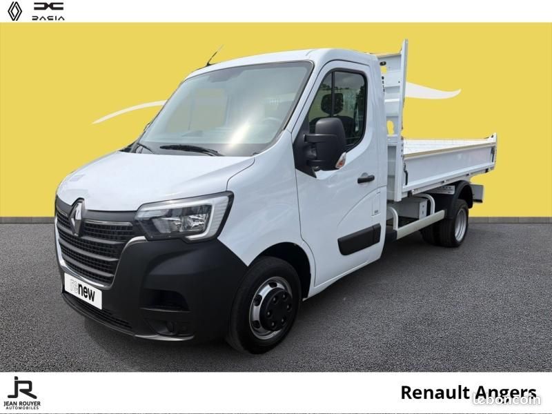 Renault Master CCb RJ3500 L2 2.3 Blue dCi PAF AR court 130ch Confort 29570 HT (image 1)