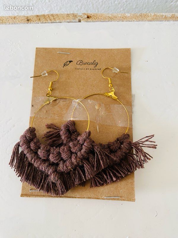 Boucles d’oreilles en macramé (image 1)