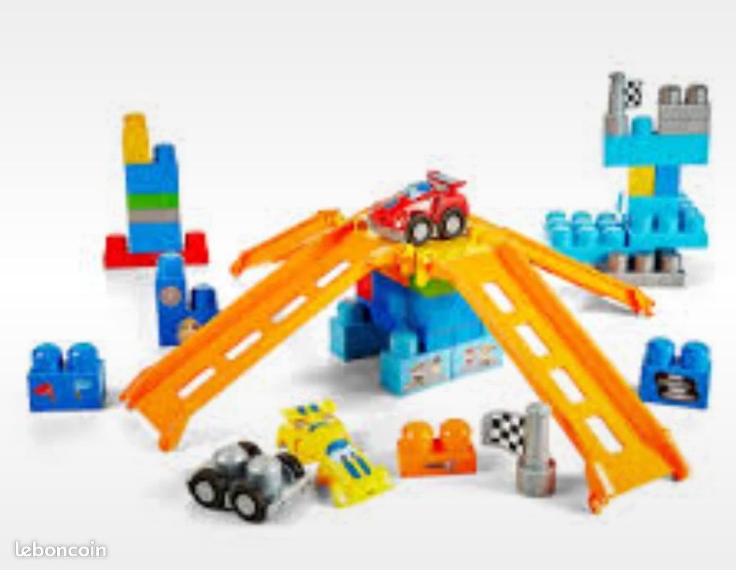 Circuit megablocks (image 1)