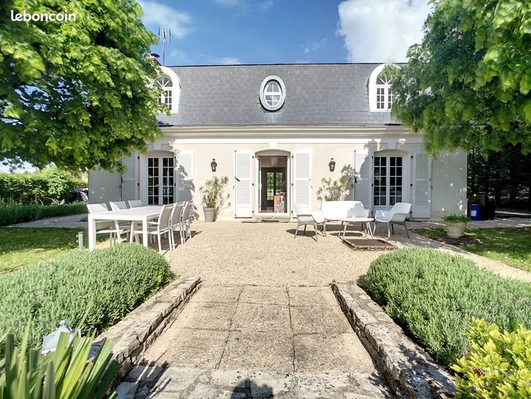 Maison 5 pièces 155 m² · à Cosne-Cours-sur-Loire · 155 m² · 144 749 €