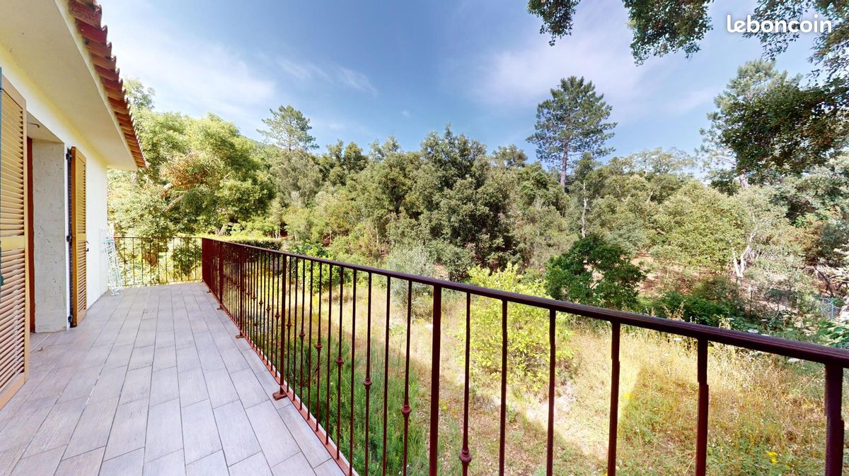 Propriété 4 pièces 96 m² (image 15)