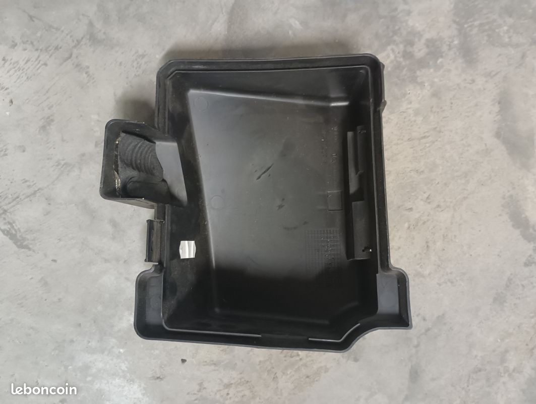 Cache batterie 206 - Équipement auto