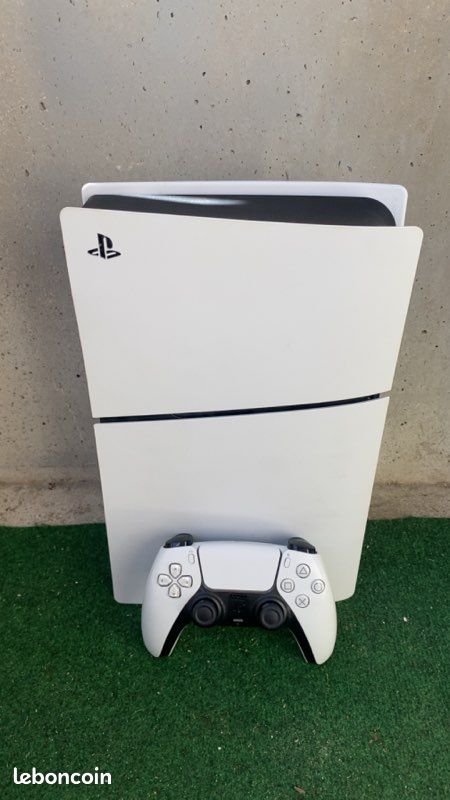 PlayStation 5 (image 1)