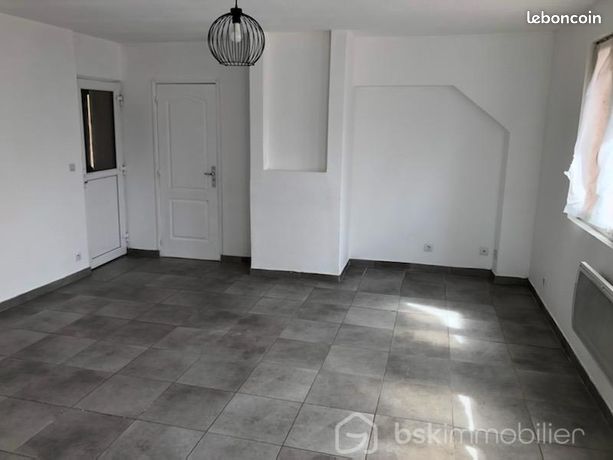 Maison 3 pièces 255 m²