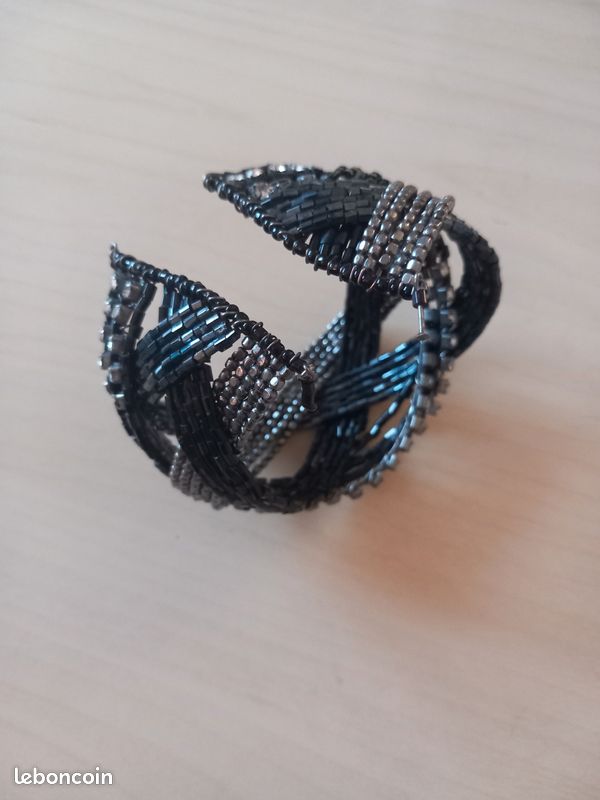 Bracelet manchette strass (image 4)