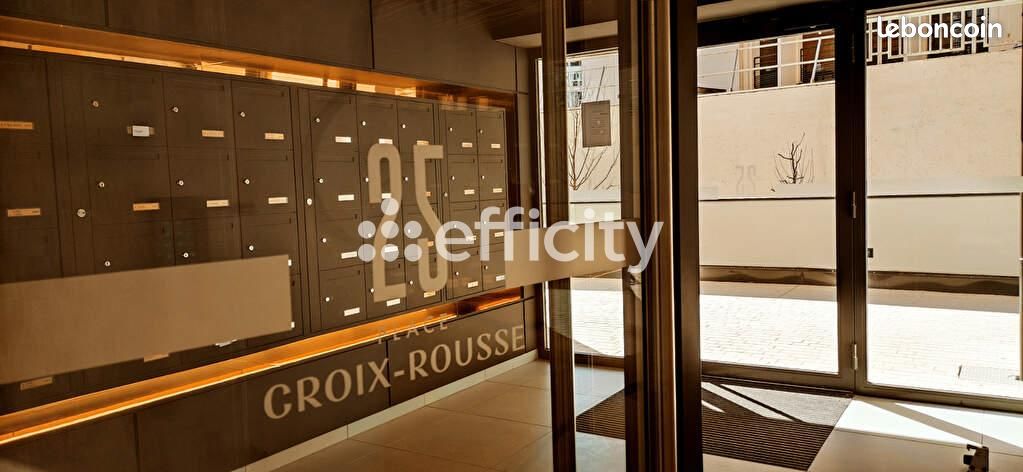 Parking 14 m² · à Lyon · 14 m² · 164 €/mois