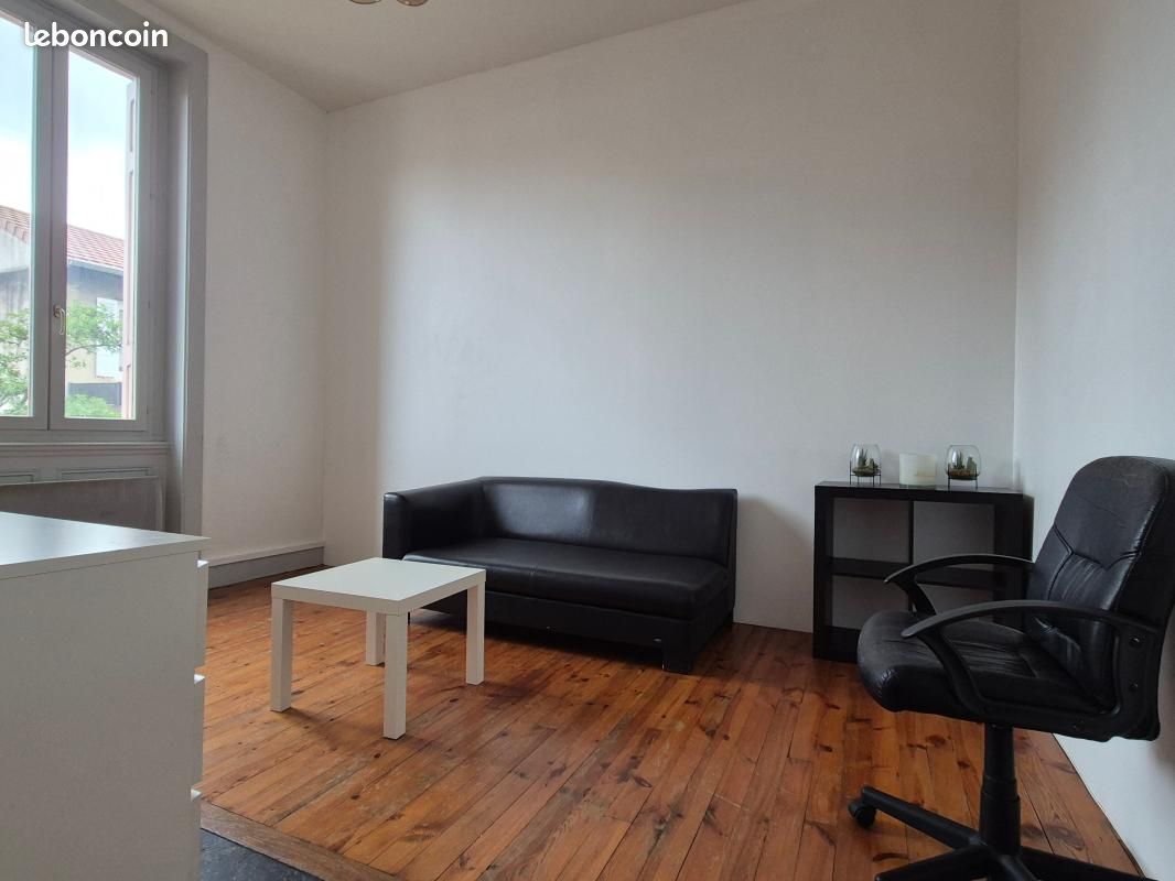 Appartement 1 pièce 27 m² · à Saint-Étienne · 27 m² · 39 000 €
