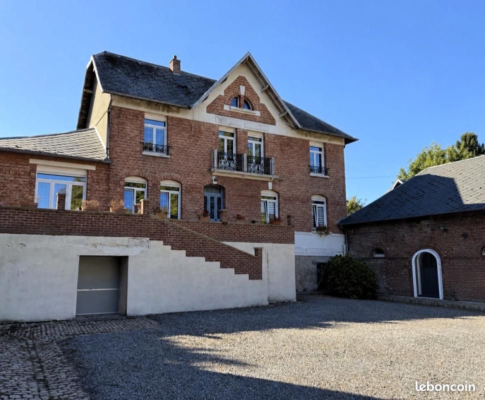 Maison 20 pièces 583 m² · à Bapaume · 583 m² · 680 000 €
