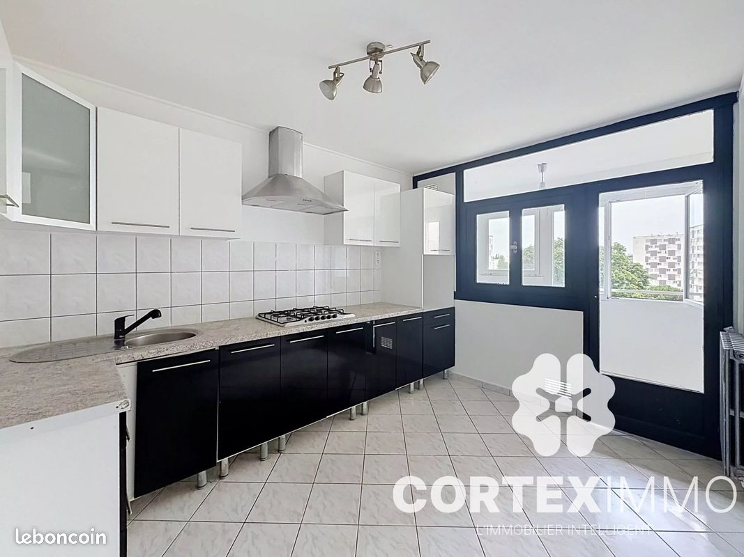 Appartement 3 pièces 63 m² · à Saint-Priest · 63 m² · 138 000 €