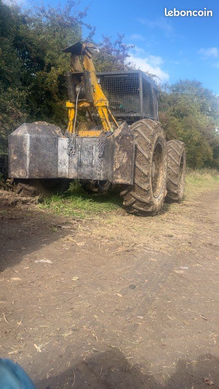 LL336 AGRIP JD 5000 Skidder 1/43 Engin forestier résine série limitée