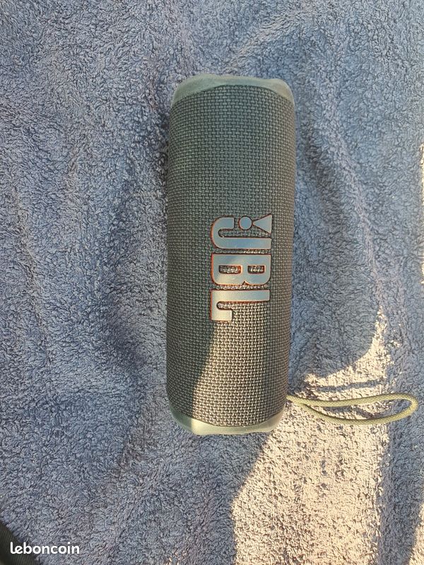 Enceinte JBL (image 1)