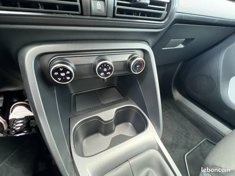 Citroen C3 1.2 Turbo 100ch PLUS (image 16)