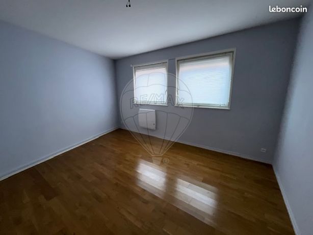 https://img.leboncoin.fr/api/v1/lbcpb1/images/28/86/da/2886da16045b9130cc0c5e73825383713ea4c697.jpg?rule=ad-image