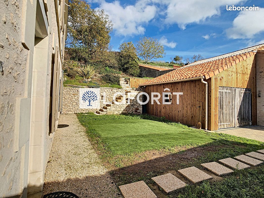 Maison 4 pièces 90 m² - Thouars 79100 (image principale 13)