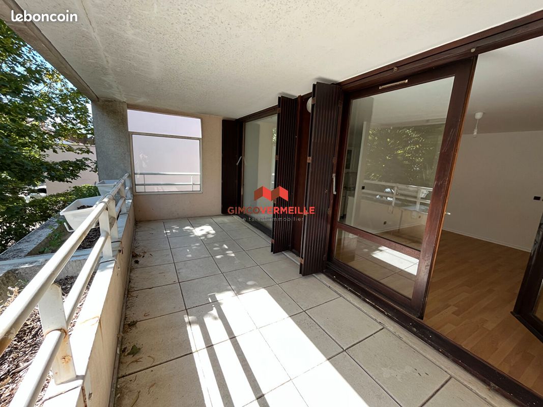 Appartement 2 pièces 46 m² · à Voisins-le-Bretonneux · 46 m² · 920 €/mois