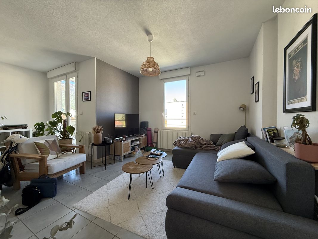 Appartement 2 pièces 43 m² · à Fontaine · 43 m² · 134 000 €