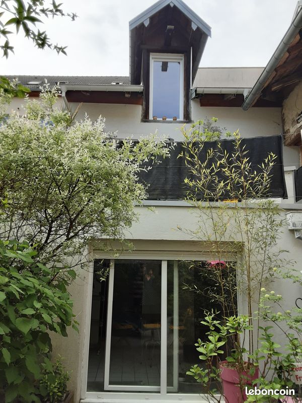 Appartement 6 pièces 110 m² · à Montbéliard · 110 m² · 155 000 €