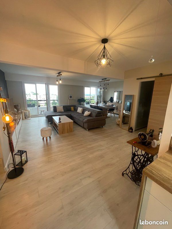 Appartement 4 pièces 97 m² · à Saint-Genis-Laval · 97 m² · 420 000 €