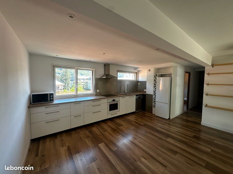 Appartement 4 pièces 77 m² · à Sallanches · 77 m² · 365 000 €