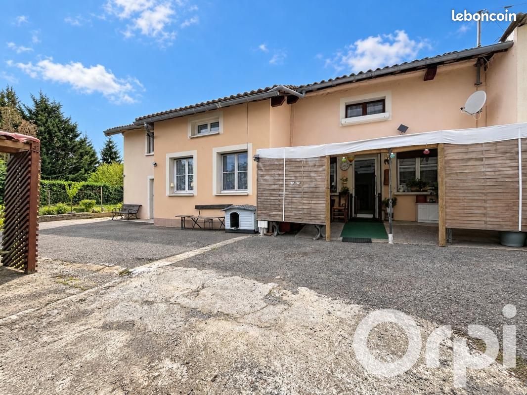 Maison 3 pièces 110 m² · à Labarthe-Inard · 110 m² · 130 000 €