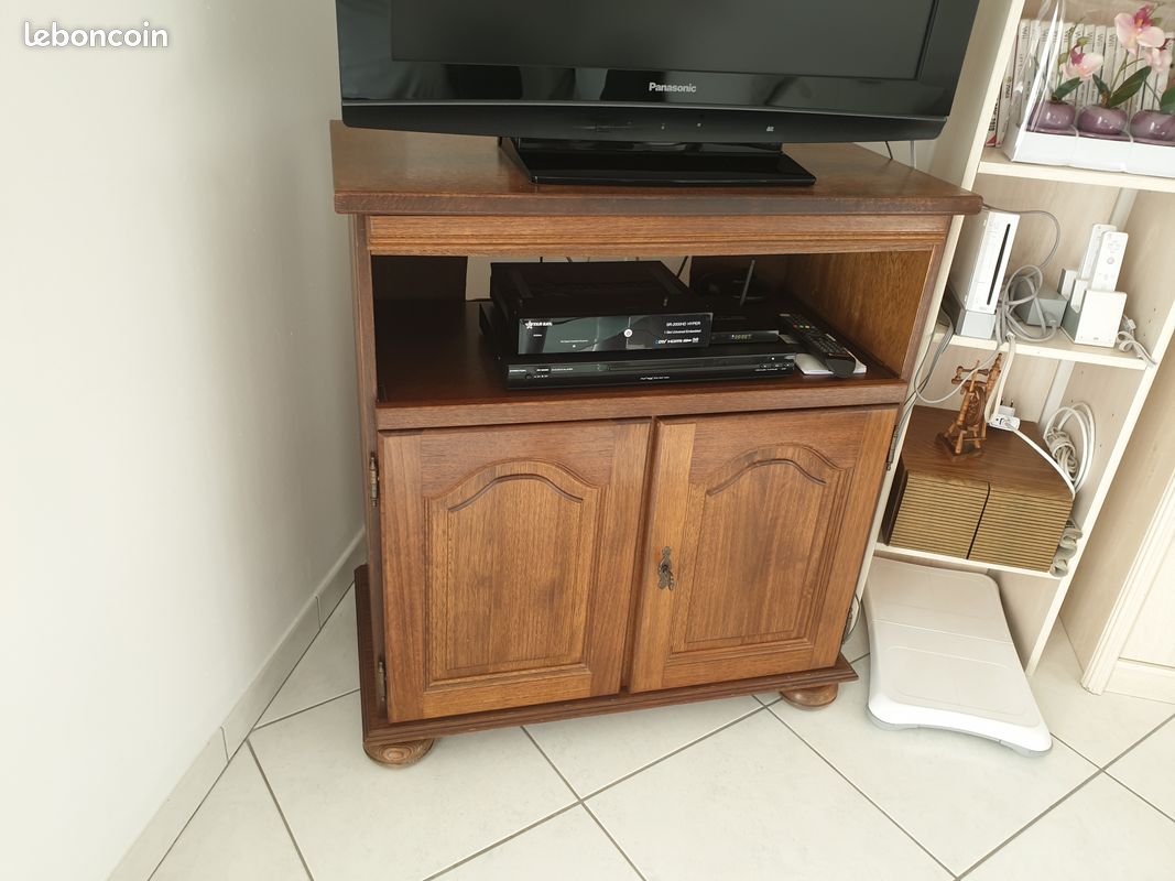 Vend meuble télé en chêne (image 1)