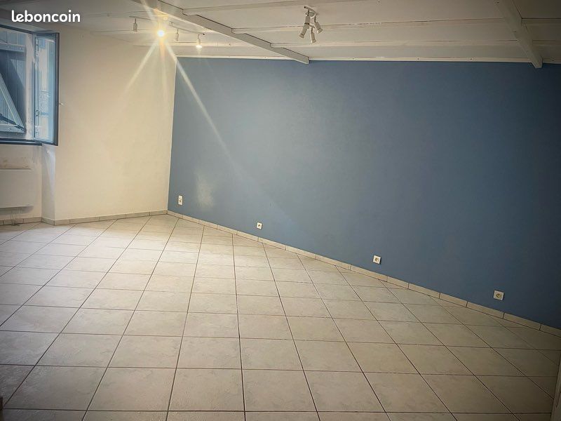 Appartement 2 pièces 48 m² · à Villefranche-de-Rouergue · 48 m² · 420 €/mois