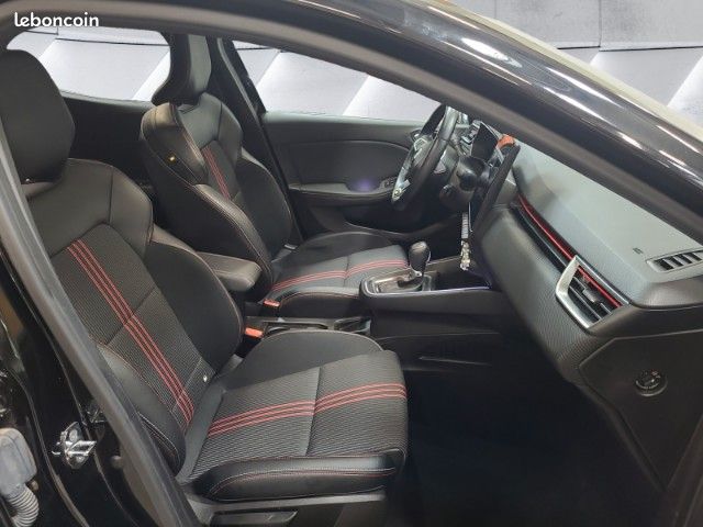 Renault Clio V E-Tech 140 - 21N R.S. Line 5P (image 15)