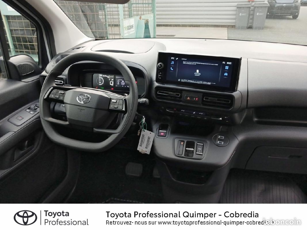 Toyota PROACE CITY Medium Electric 136ch 50 kWh Start MY25 (image 8)