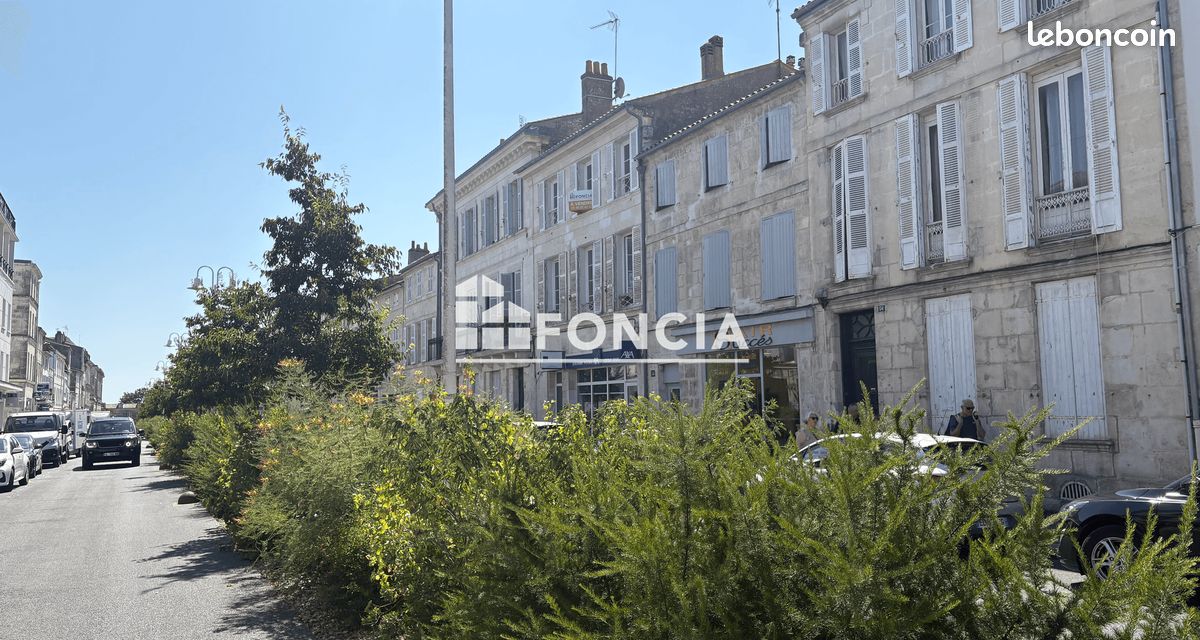 Appartement 2 pièces 56 m² · à Rochefort · 56 m² · 150 000 €