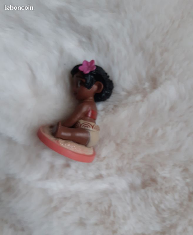 Figurine de Vaiana Disney store (image 2)