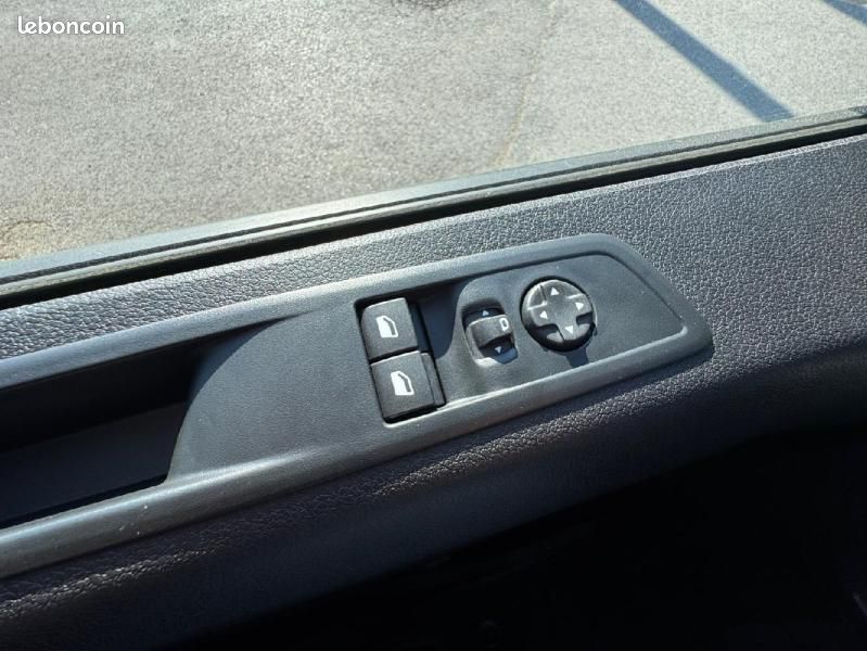 Toyota PROACE Long Hayon Double 2.0 D-4D 140 Start Pack Confort MC24 (image 25)