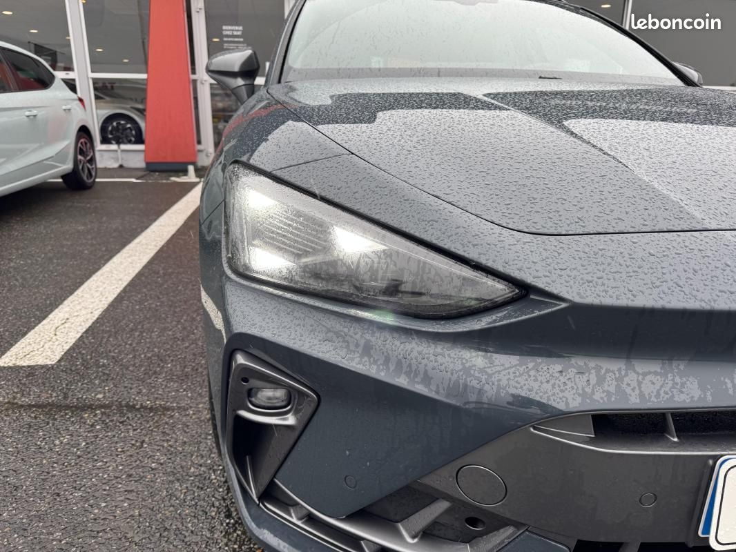 Cupra Leon SPORTSTOURER 1.5 eTSI Hybrid 150 ch DSG7 V (image 16)