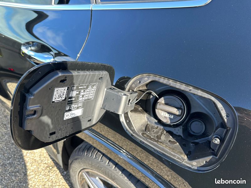 Mercedes Gla 250 e Hybrid EQ AMG Line (image 24)