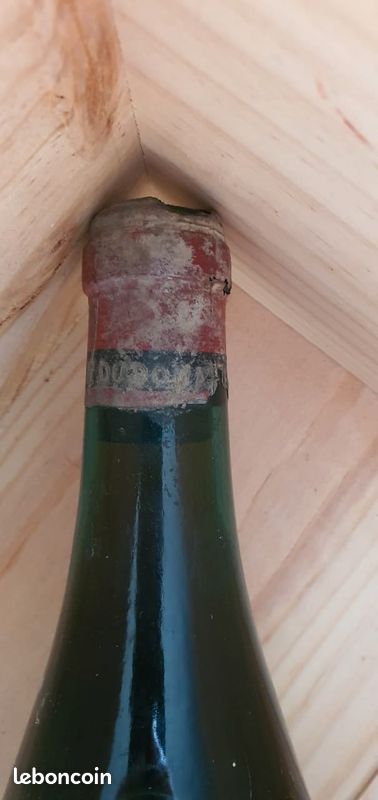 Richebourg Grand Cru Domaine de la Romanée-Conti 1943 (image 3)