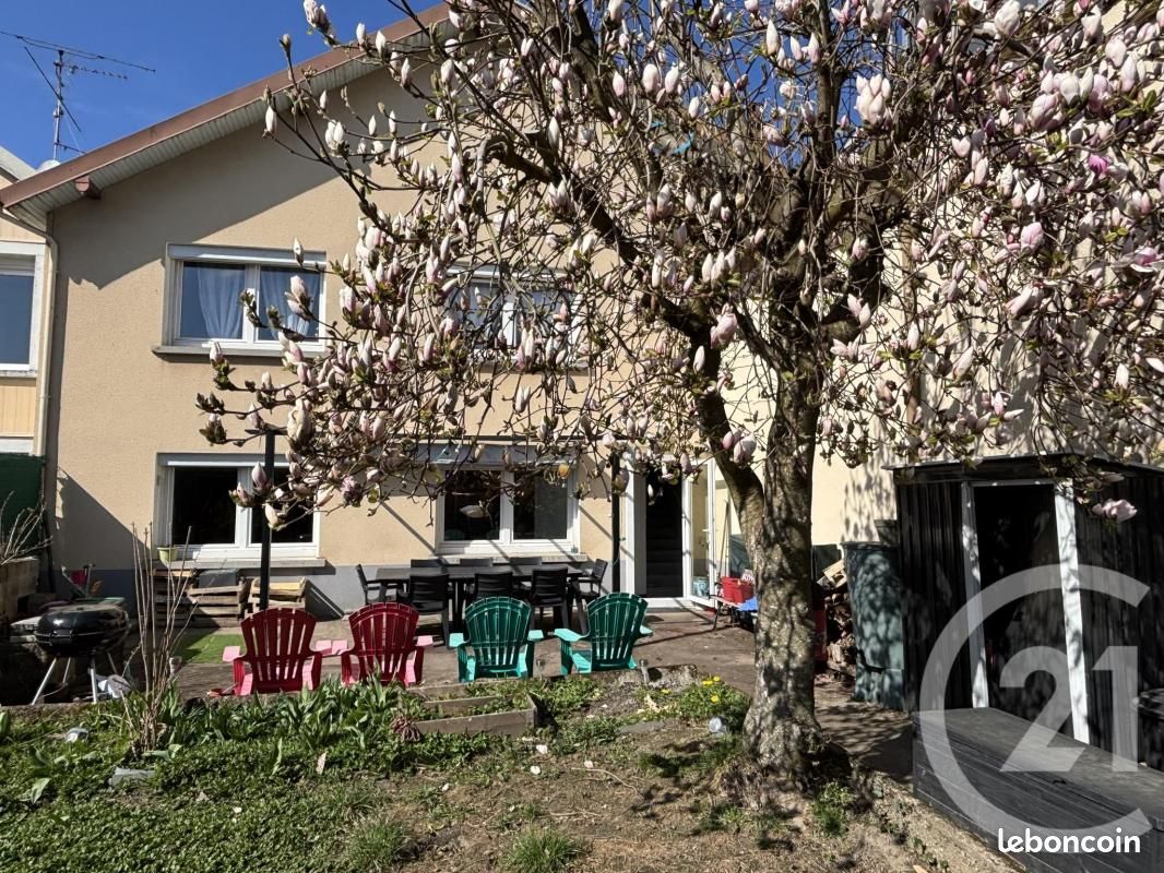 Maison 6 pièces 138 m² · à Héricourt · 138 m² · 149 000 €