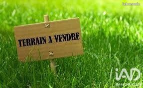 Terrain 1176 m² · à Chenoise-Cucharmoy · 1 176 m² · 81 500 €