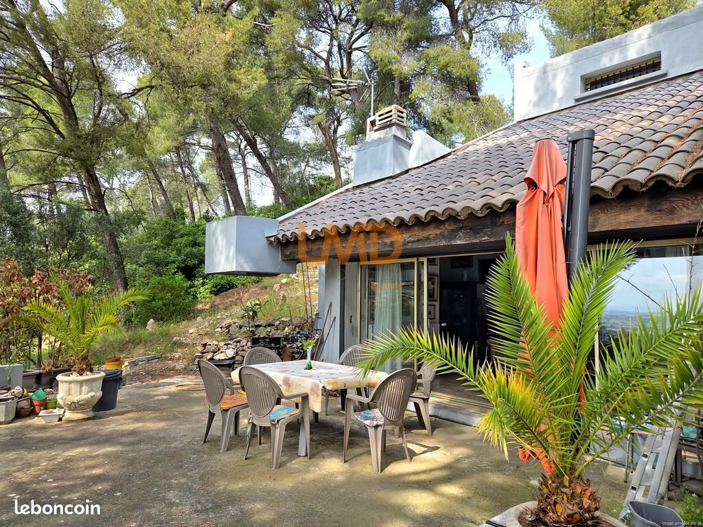 Maison 6 pièces 153 m² · à Allauch · 153 m² · 1 050 000 €